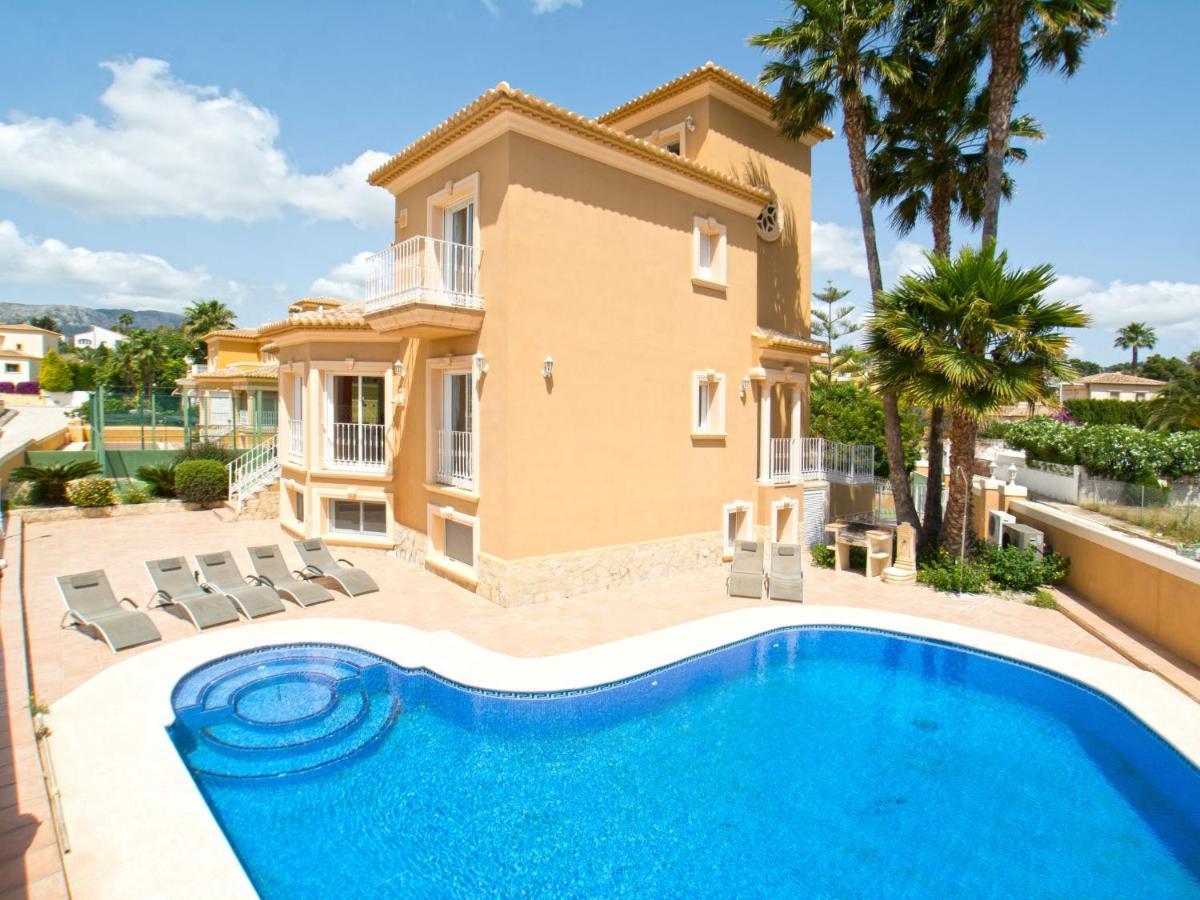 Villa Nadaltenis By Interhome Calp Exterior foto